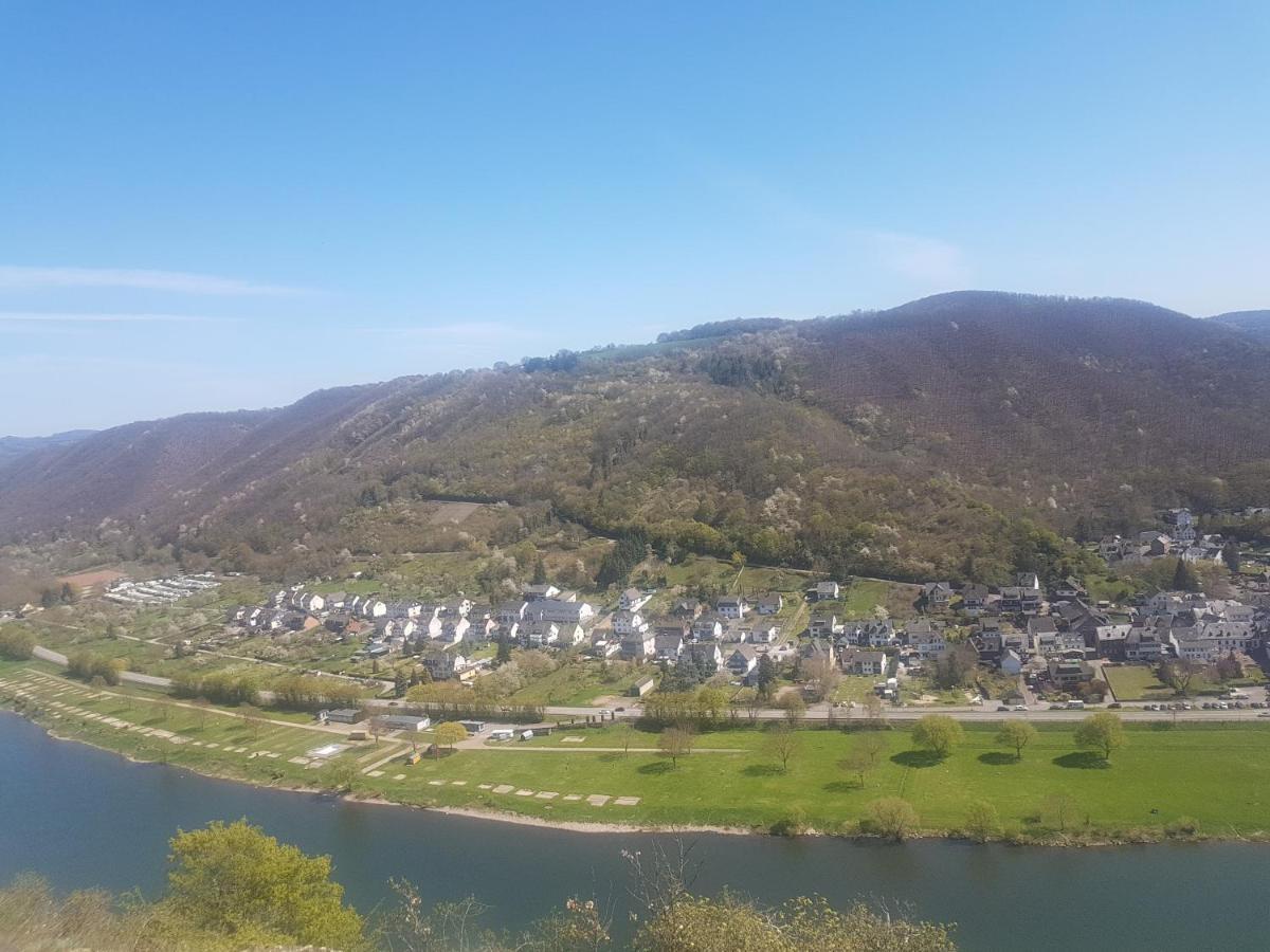 Fewo Himmelblau Burgen  Exterior foto
